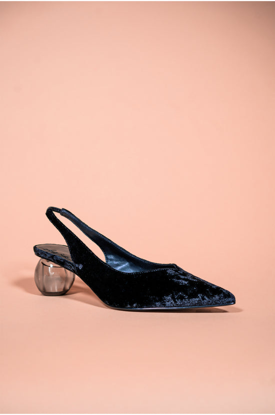 Court Me (Limited Edition)